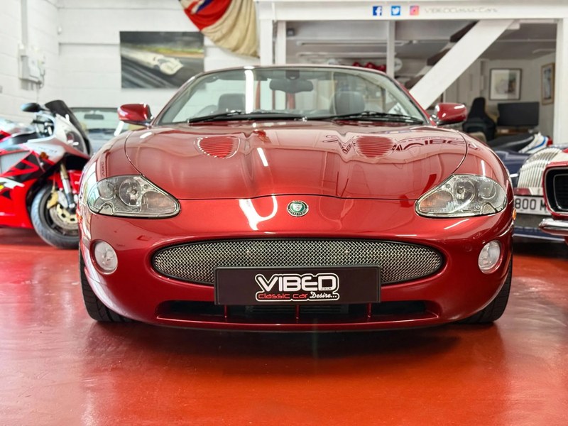 2004 Jaguar XK - 2 2004 Jaguar XK - 2