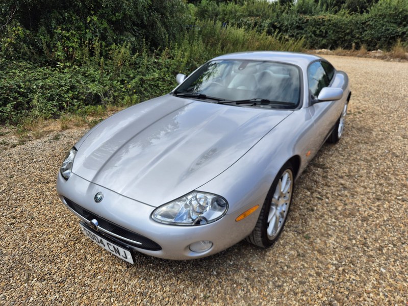 2004 Jaguar XK - 2 2004 Jaguar XK - 2
