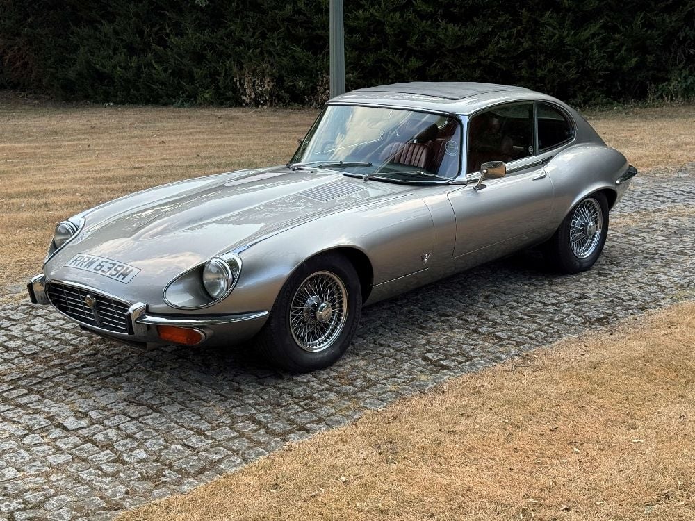 1974 Jaguar E-Type 2+2