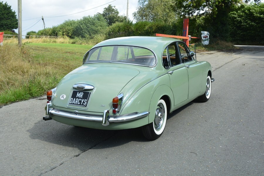 1967 Jaguar 240 Mk2, foto 4
