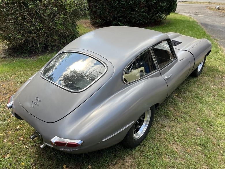 1966 Jaguar E-Type - 2 1966 Jaguar E-Type - 2