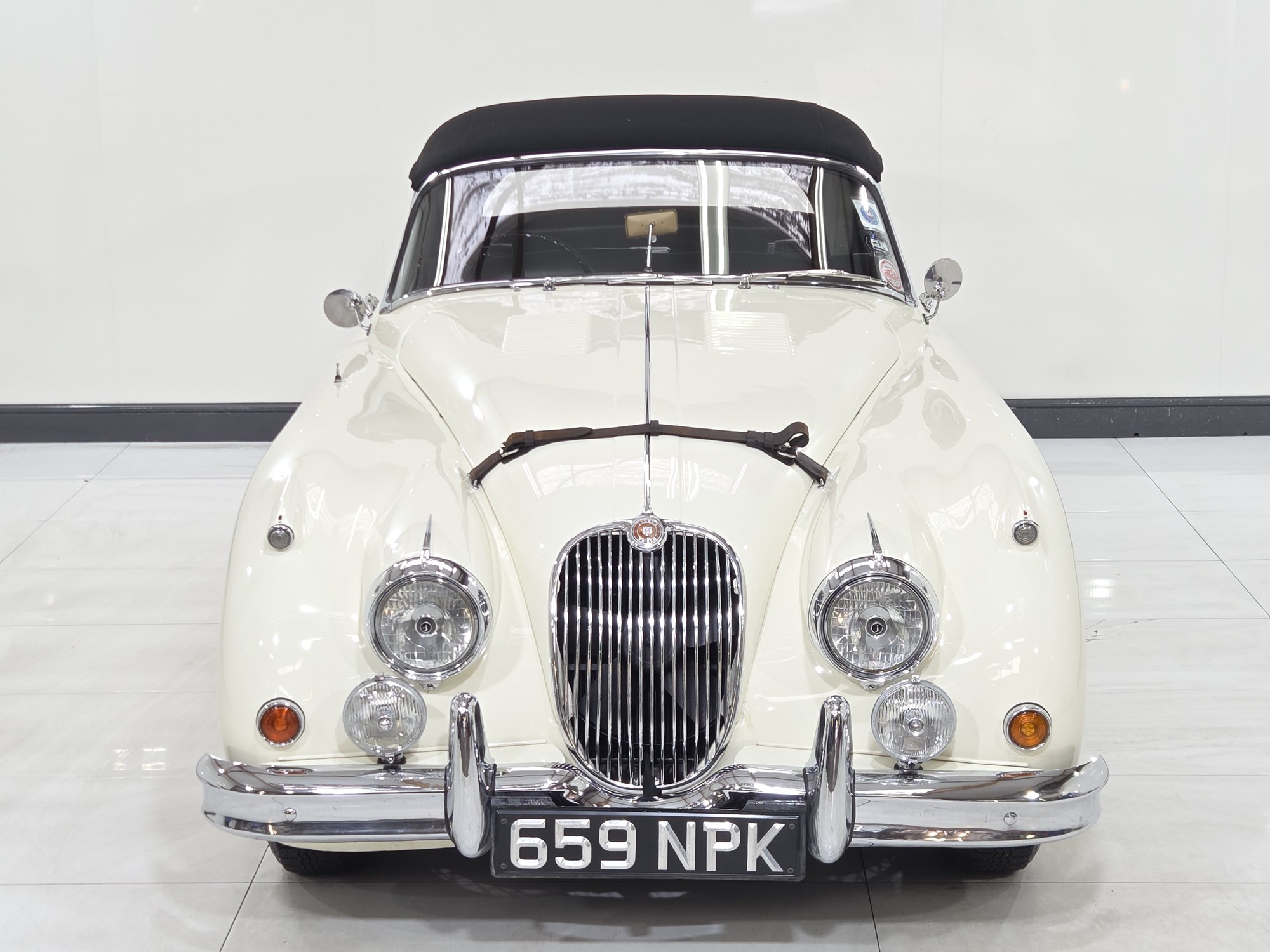 1959 Jaguar XK150 DHC, foto 2