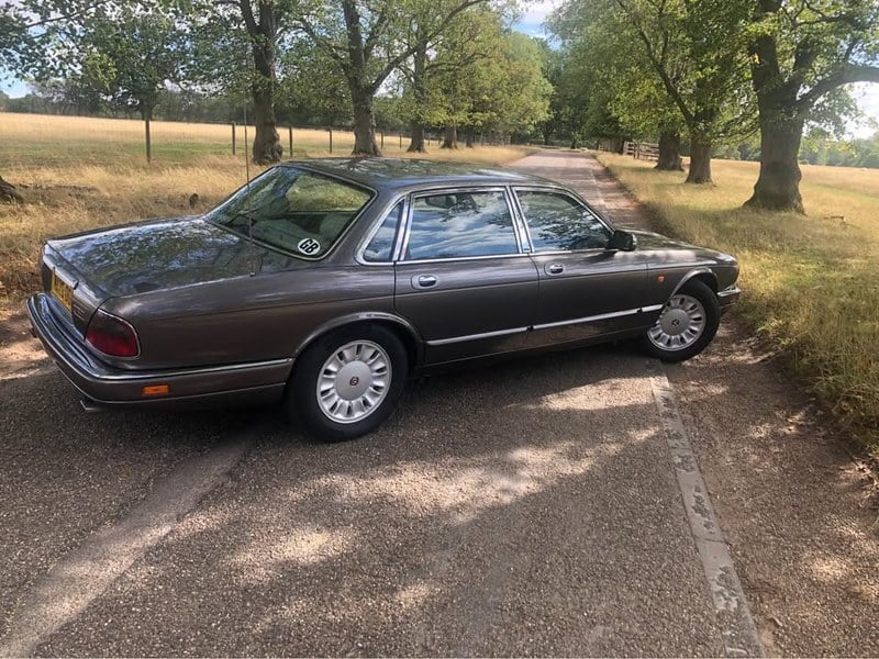 1995 Jaguar XJ - 1 1995 Jaguar XJ - 1