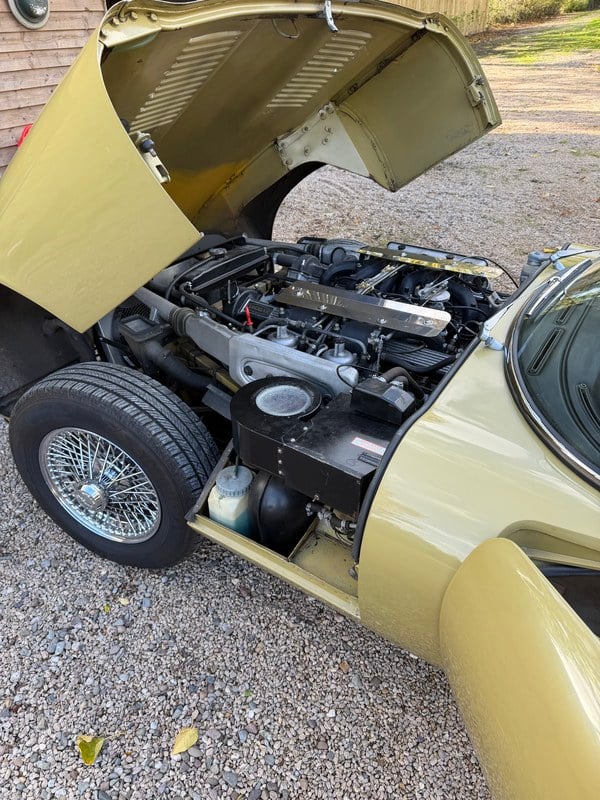 1973 Jaguar E-Type - 1 1973 Jaguar E-Type - 1