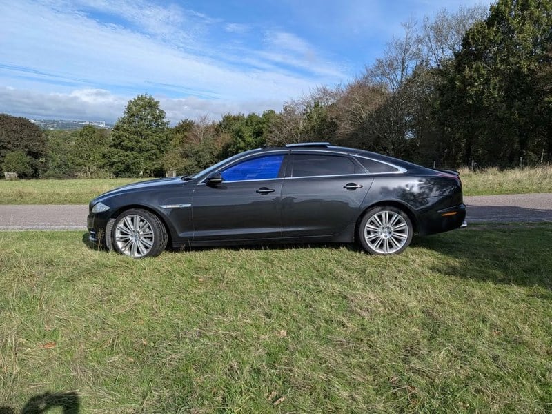 2012 Jaguar XJ - 1 2012 Jaguar XJ - 1