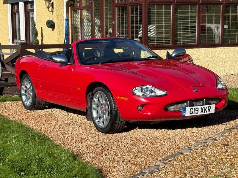 2000 Jaguar XK - 1 2000 Jaguar XK - 1