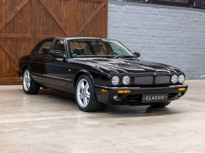 2001 Jaguar XJ - 1 2001 Jaguar XJ - 1