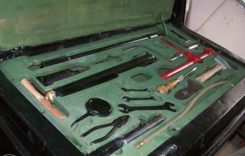 JAGUAR 1946/49 MKIV /V TOOLTRAY ad No. C936486 For Sale