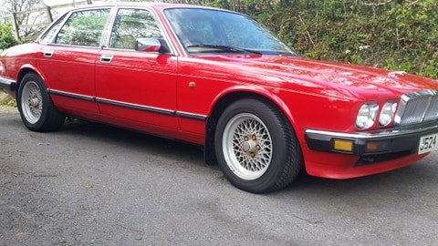 1991 Signal red xj40 3.2 sov auto 12 month mot For Sale