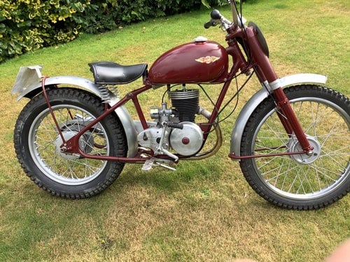 1955 James 197 cc trails bike rigid competition  engine In vendita