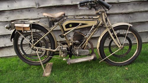 Picture of 1924 Ivy Three - For Sale by Auction