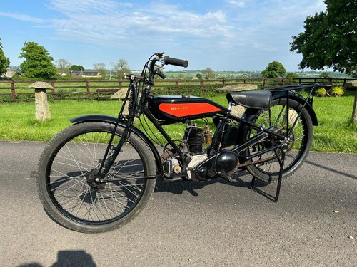 1927 New Henley Flat Tanker. 290cc side valve JAP Motor VENDIDO
