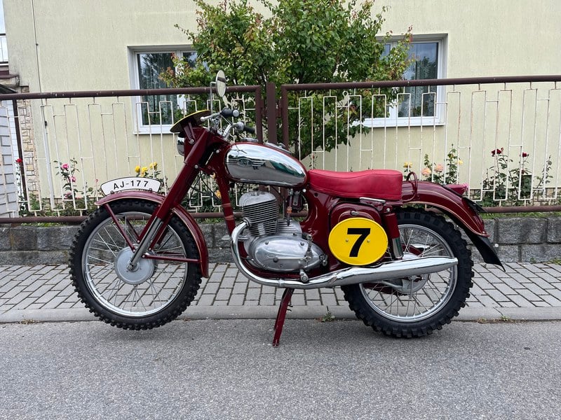 Jawa 250/553-02 Sixdays