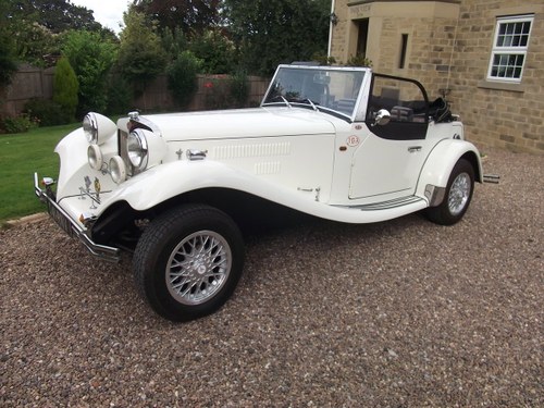 1991 IMMACULATE JBA FALCON 2+2 2.0 LITRE A vendre