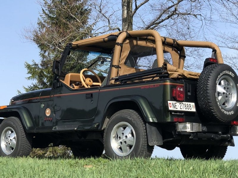 Exceptionnel, Jeep Wrangler YJ Sahara, 4L HO, état collectio