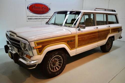 1992 Jeep Wagoneer For Sale by Auction