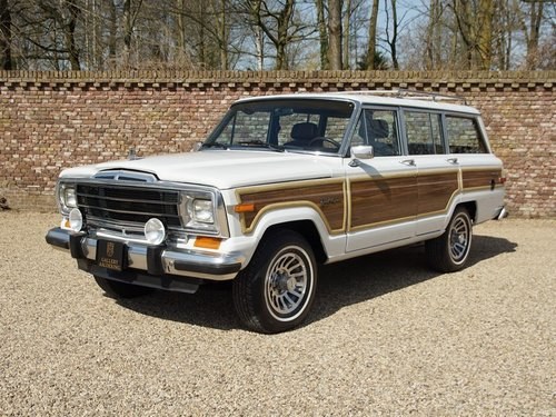 1989 Jeep Grand Wagoneer V8 only 140.625 miles! For Sale