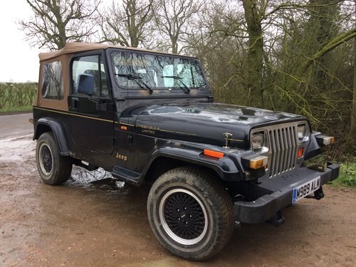 1995 Jeep Wrangler YJ, 4.0 litre, needs paint. VERKAUFT