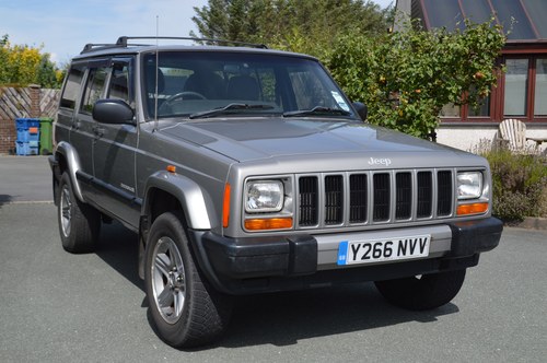 2001 Classsic Jeep Cherokee XJ 2.5TD: Anniversary Edition For Sale