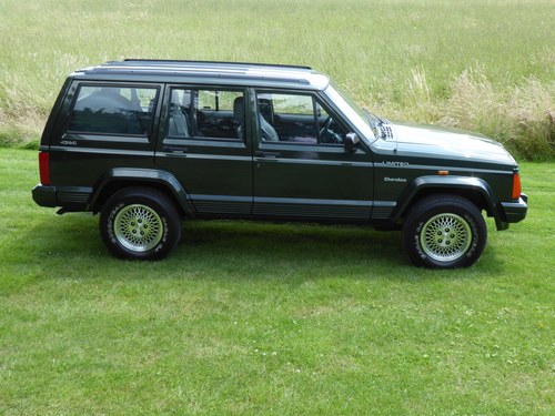 1996 Jeep Cherokee XJ 4 Litre Limited 75k Miles FSH  Stunning For Sale