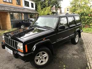 2001 Classic black Cherokee Jeep 4L low mileage 71,814. For Sale (picture 3 of 12)