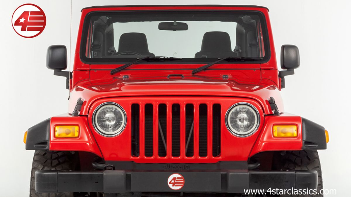 2005 Jeep Wrangler Rouge Automatique, 4 vitesses Conduite à droite in ...