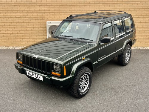 1997 JEEP CHEROKEE LIMITED // 5d // 4.0 176 BHP // 4x4 VENDUTO