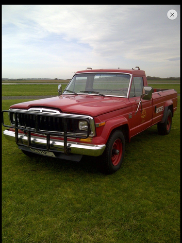 1986 Jeep J20 Pickup