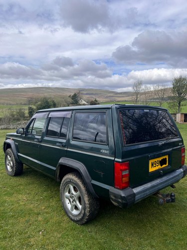 1994 Jeep Cherokee 4.0 High Output - Rare Pre-Airbag Model