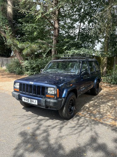 2000 Jeep Cherokee
