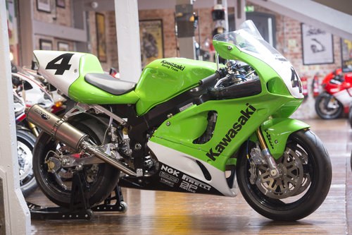 Fully restored Kawasaki ZX-7RR Race bike In vendita