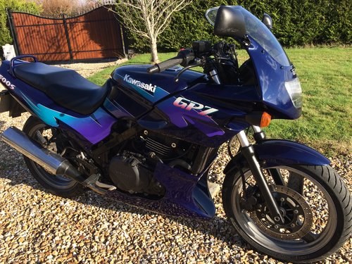 1995 Kawasaki GPZ500 great condition light and agile For Sale