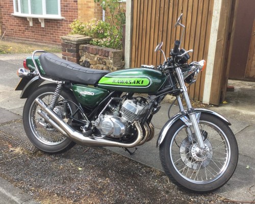 1977 Kawasaki KH250B –Reliable excellent condition For Sale
