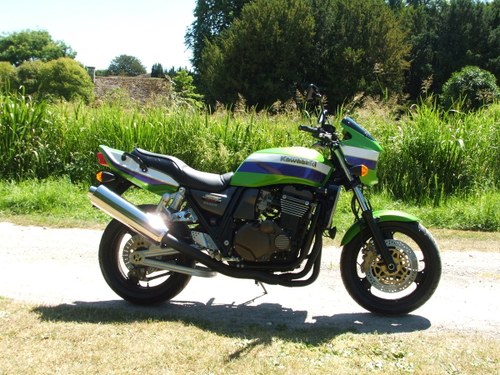 2001 Kawasaki zrx1200r **NOW SOLD THANKS** VENDUTO