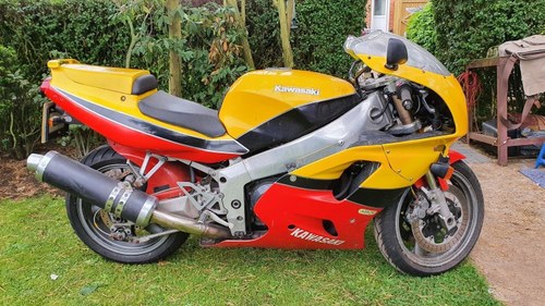1993 Kawasaki ZXR750, 750cc. For Sale by Auction