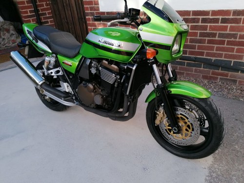 2004 Superb low mileage Kawasaki ZRX 1200R - NOW SOLD For Sale