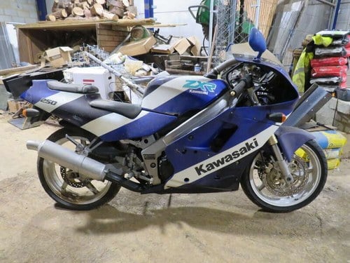 1990 Kawasaki ZXR250 249cc Zu verkaufen durch Auktion