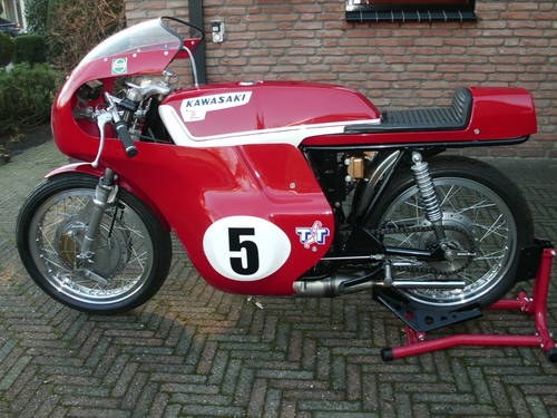 1968 Kawasaki a7 350cc racingbike. SOLD