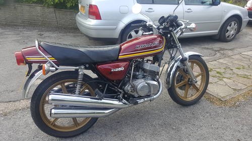 1980 Kawasaki KH250 nicely restored  In vendita