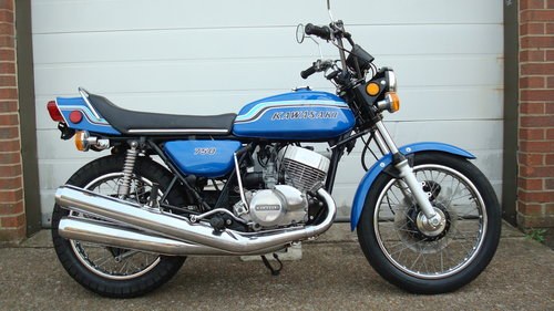 Kawasaki H2 750 TRIPLE 1972-K **10931 MILES** SÅLD