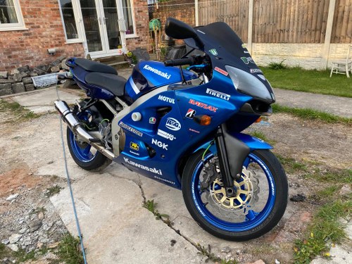 2001 Kawasaki zx6 ninja excellent condition,ready to play For Sale