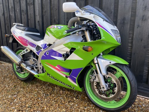 2001 KAWASAKI ZXR 400 RARE MINT ALL ROUND BIKE £4995 OFFERS PX For Sale