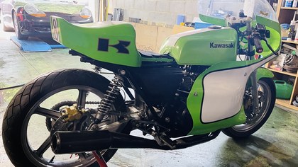 Kawasaki zx550 race bike full custom build. Swap px