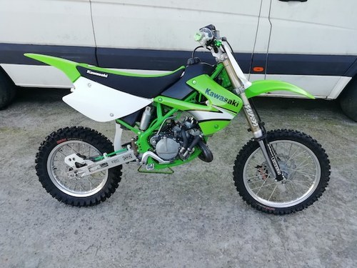 2007 Kawasaki KX85 Schoolboy Moto-crosser En Venta por Subasta