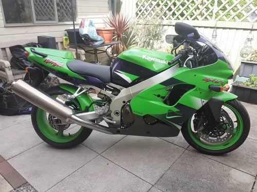 2000 ZX9R E1 Te koop