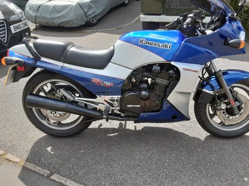 1986 Kawasaki GPZ 750R Top gun bike not 900R Kaufen Bei
