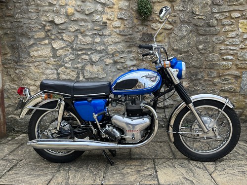 1967 Kawasaki W1 650 05/10/2022 For Sale by Auction