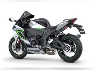 New 2023 Kawasaki Ninja ZX-10R Performance **White** For Sale (picture 2 of 12)