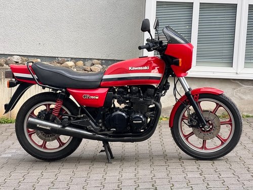 KZ750 GP Z750R KZ750 Z750 GPZ 750 VENDUTO