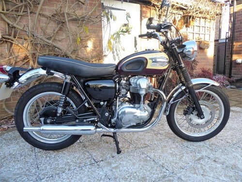 2001 Immaculate Kawasaki W650 Low mileage £3650 ONO À venda